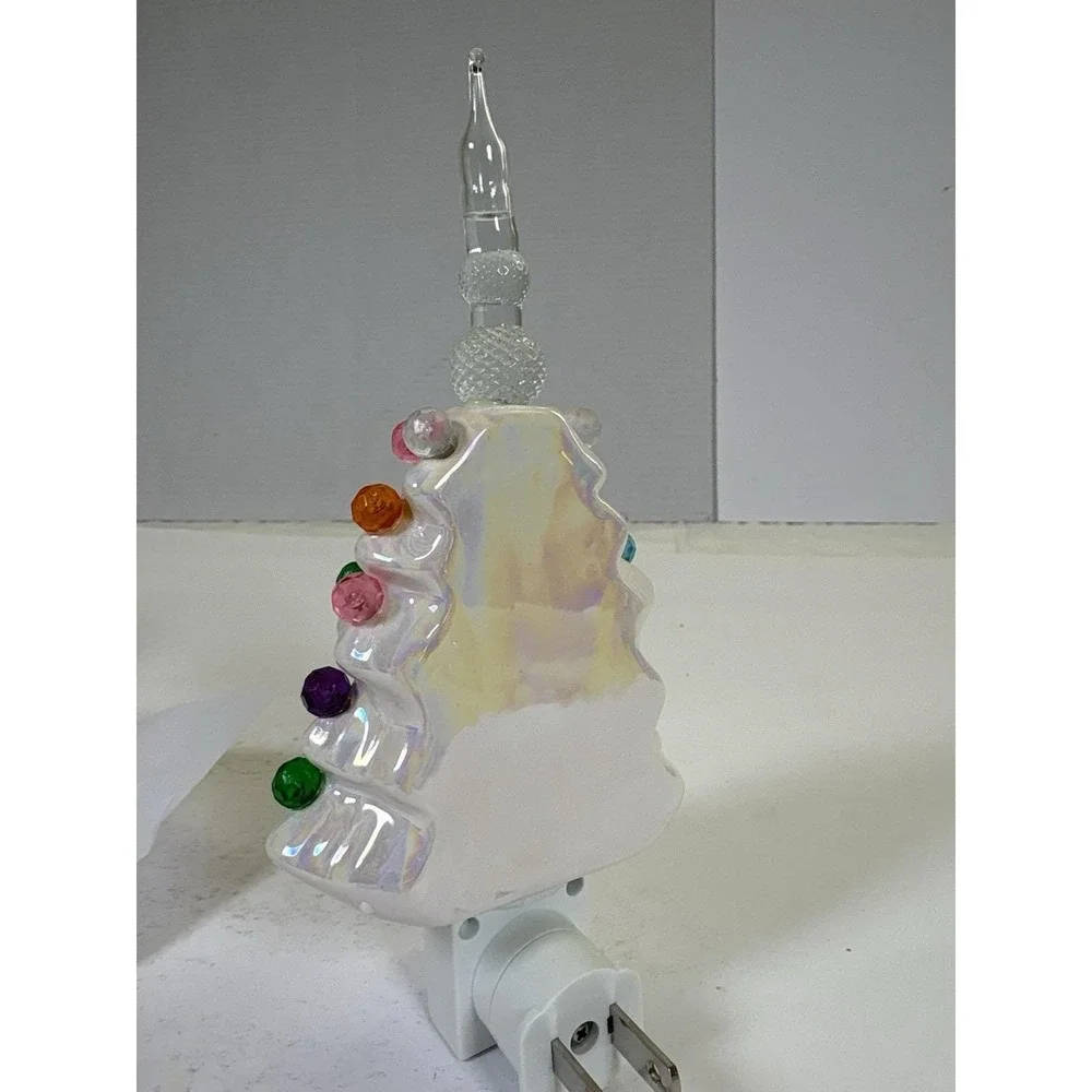 Ceramic Christmas Tree Night Light With Plastic Bulbs